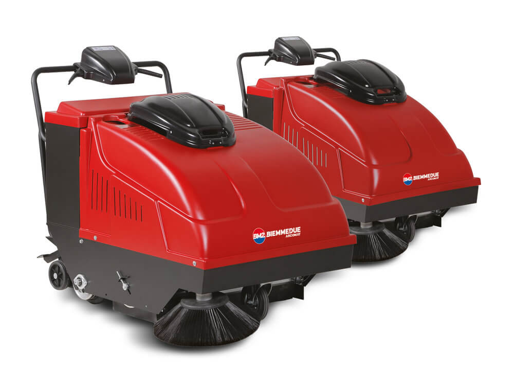 SPAZZATRICI_MOTORIZZATE_CON_FILTRO_A_CARTUCCIA_MOTORISED_VACUUM_SWEEPERS_WITH_CARTR manuaalne kuivpühkimismasin
