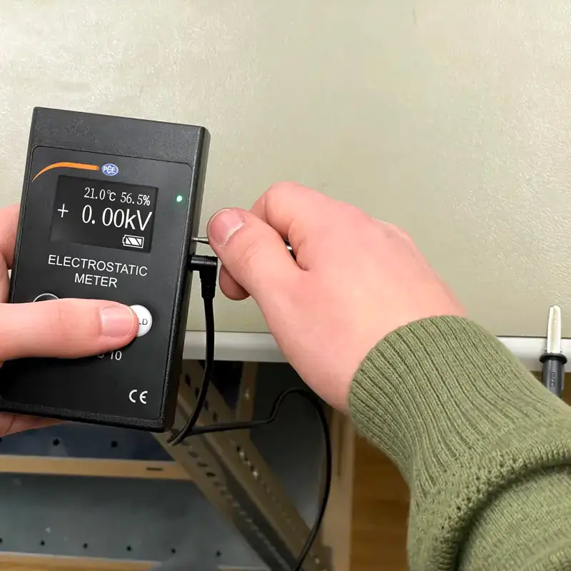 Elektromagnetvälja (EMF) mõõtur